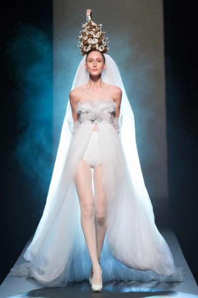 Gaultier-curler-bride-haute-couture-2015